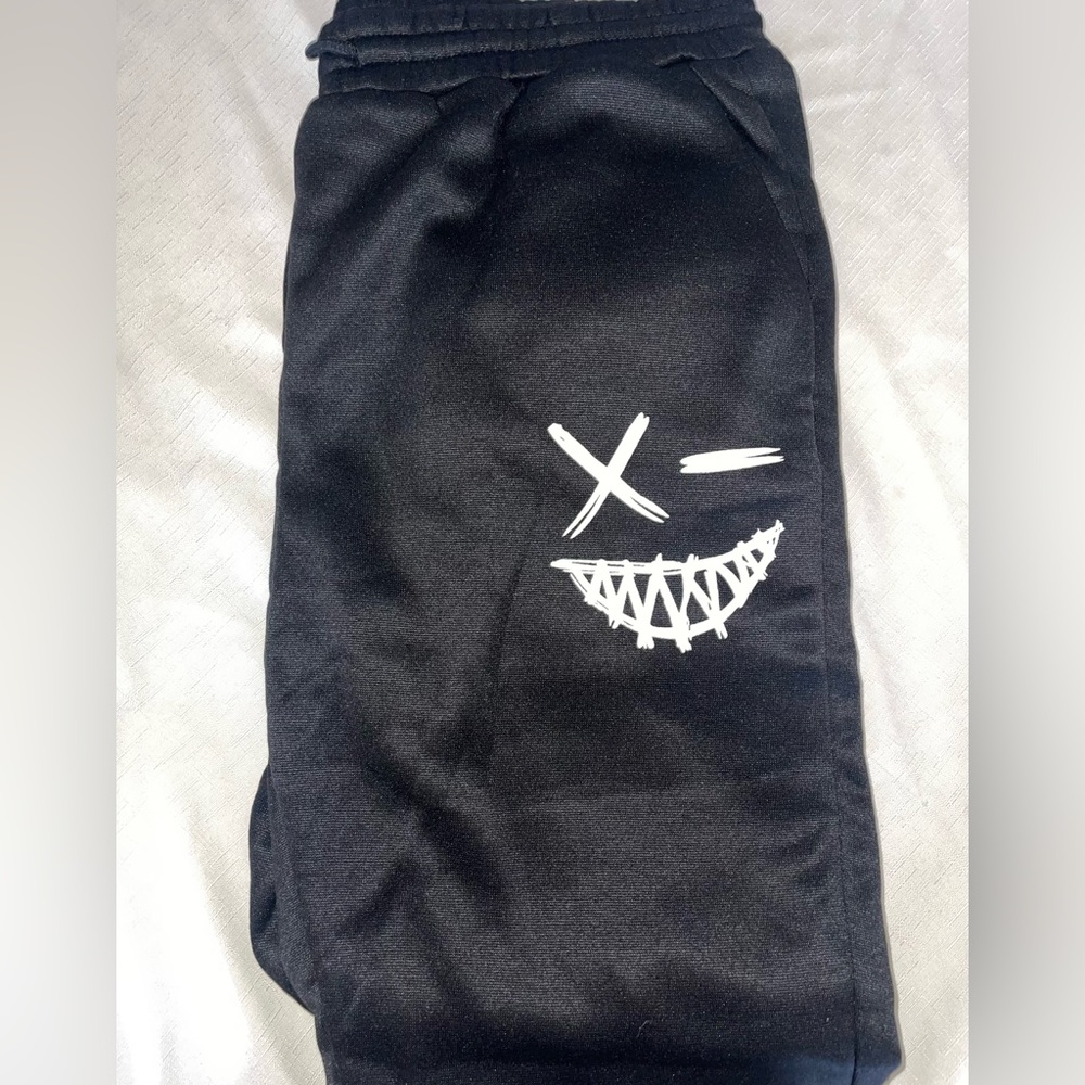 Sweatsuit - Picture 3 of 3